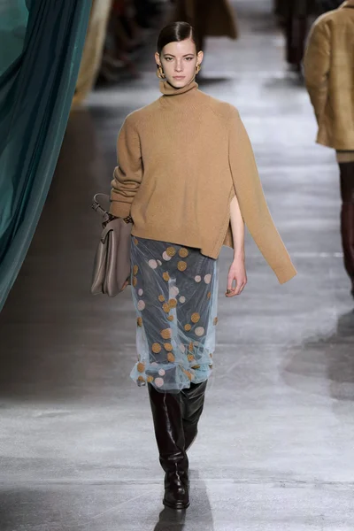 Look 21